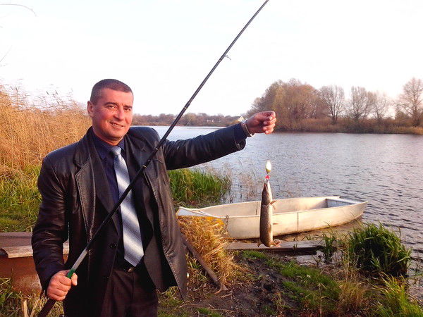 Александр Бобырь