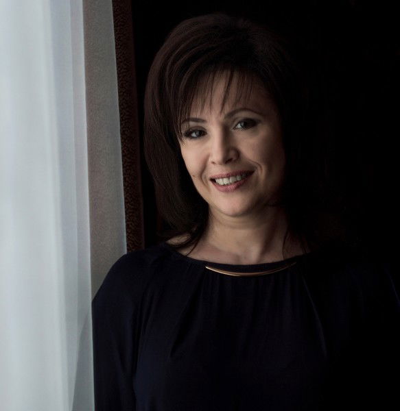 Лариса Остапишина