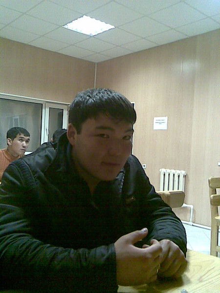 Алишер Рустамов