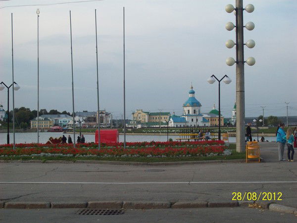 Александр Лихутин