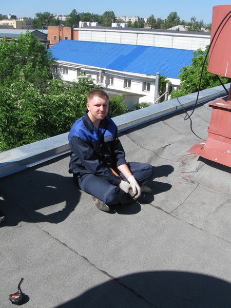 Евгений Антонов