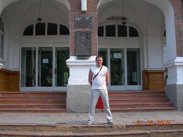 Александр Казарин