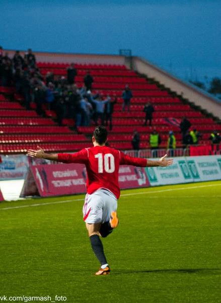 Валера Митакович