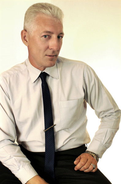 Андрей Новиков