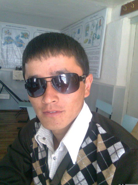 Julduzbek Altunbekov