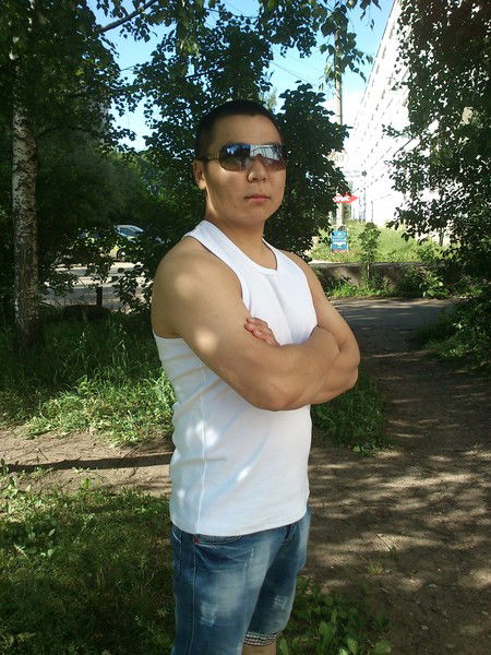 Макс Бакиров