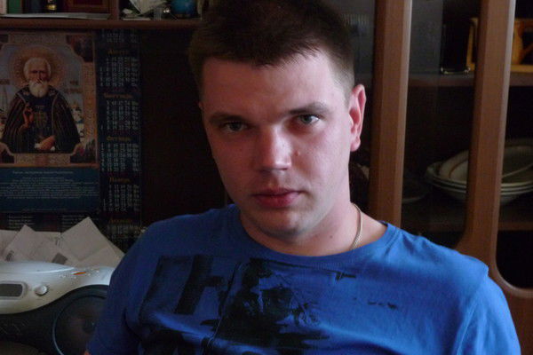 Андрей Плотников