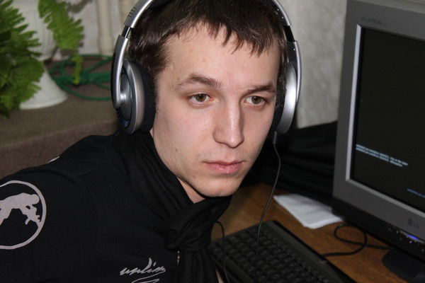 Евгений Белов