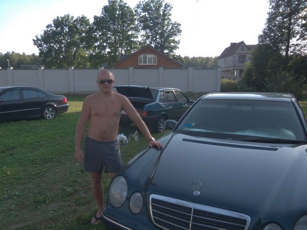 Андрей Алешков