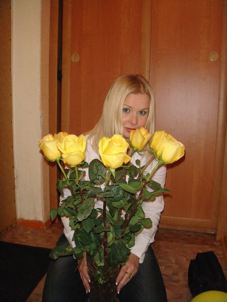 Оля Павлюченко