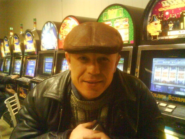 Александр Сапожников