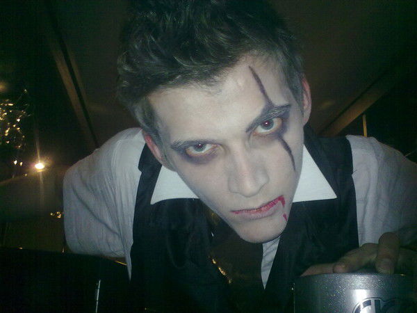 Неизвестно Неизвестно