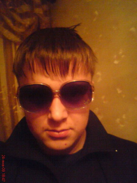 Денис Комов