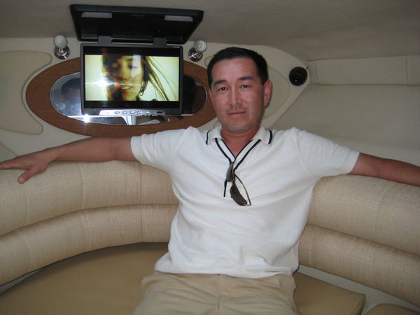 Айбек Онайбаев