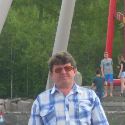 Владимир Петухов