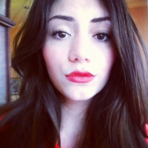 Эля Лятифова