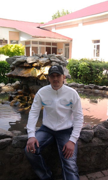 Антон Черданцев