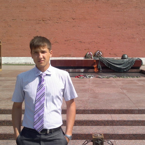 Пётр Пономарёв