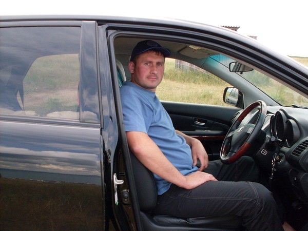 Олег Козлов