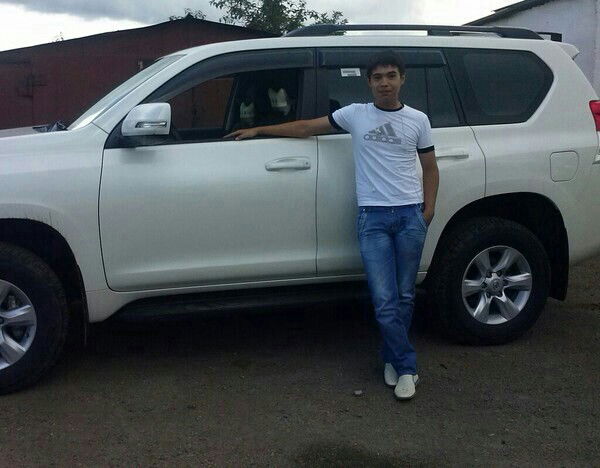 Оралбек Махмутов