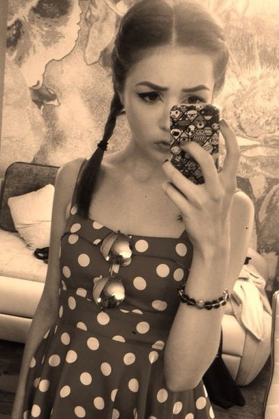 Елизавета Холод