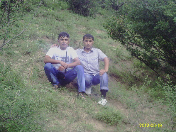 Илхом *********