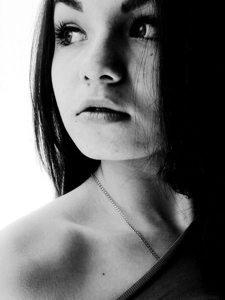 Анюта Ажбекирова)