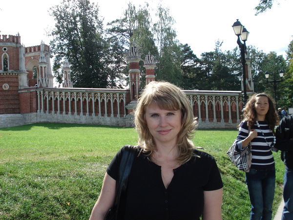 Лариса ********