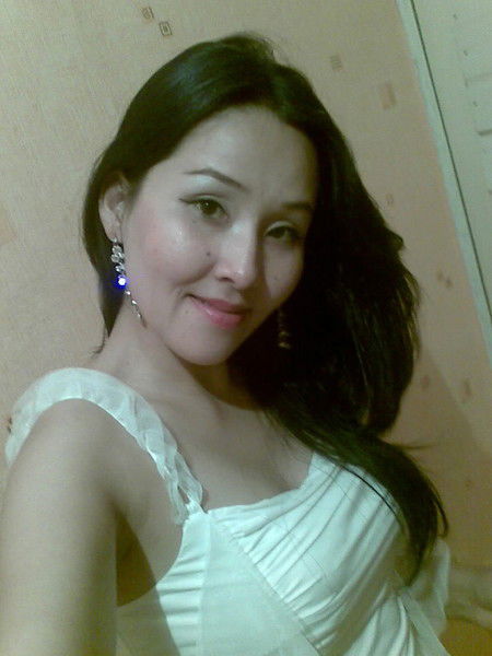 Дана Сапешова