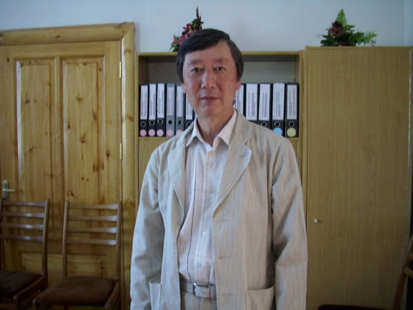 Юрий Ли