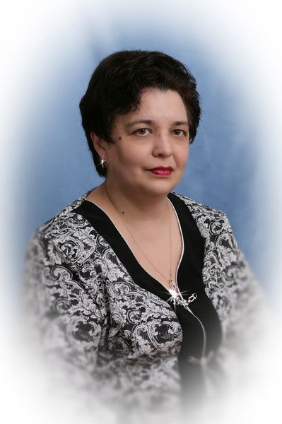 Елена Крапивина