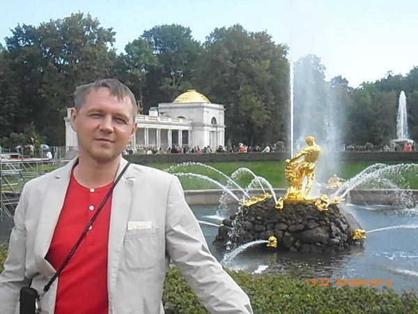 Михаил Новиков