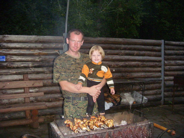 Олег Кучеренко