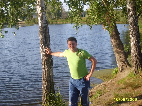 Юрий Стариков