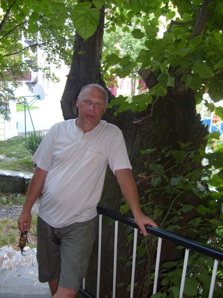 Леонид Некрасов