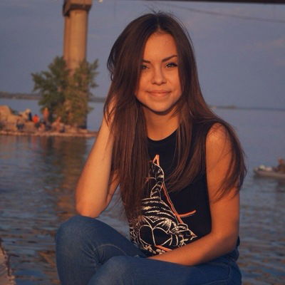 Аня Денисова