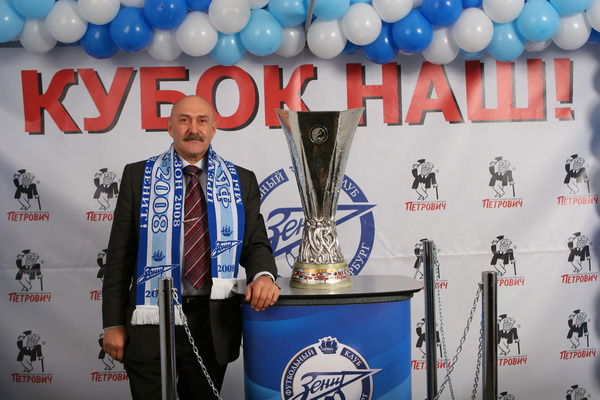 Александр Адамов