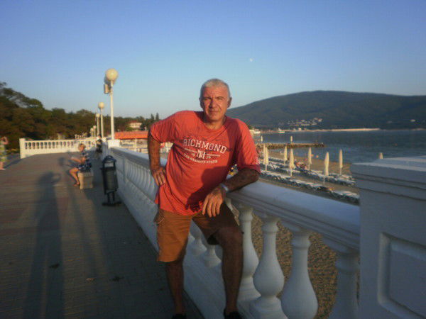 Матвеев Виктор