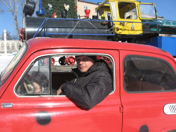 Дмитрий Колесников