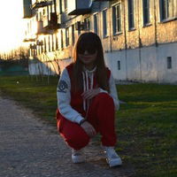 Настя Попова