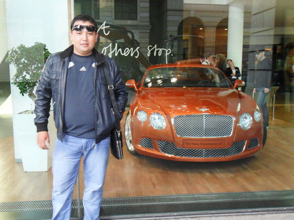 Руслан Сулейманов