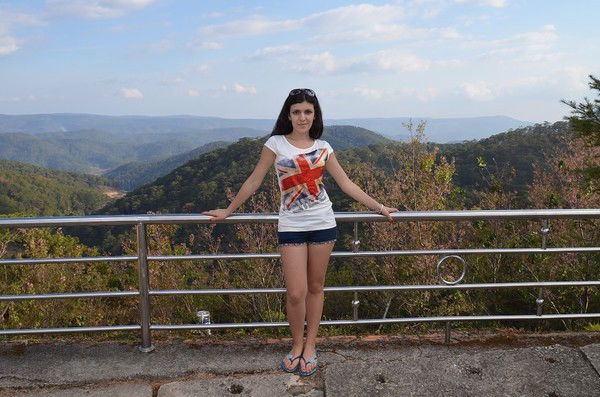 Елена Мелконян