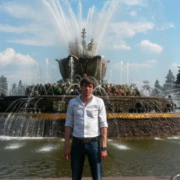 Антон Мохов