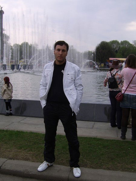 Амиран Пархоев