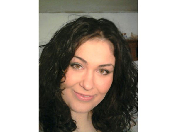 Нина Икаева