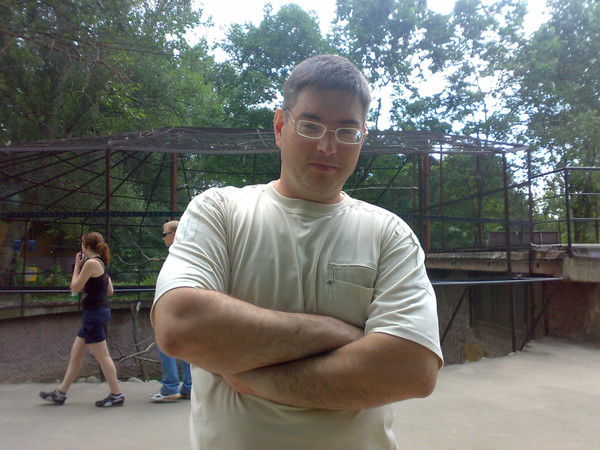 Максим Непомнящих