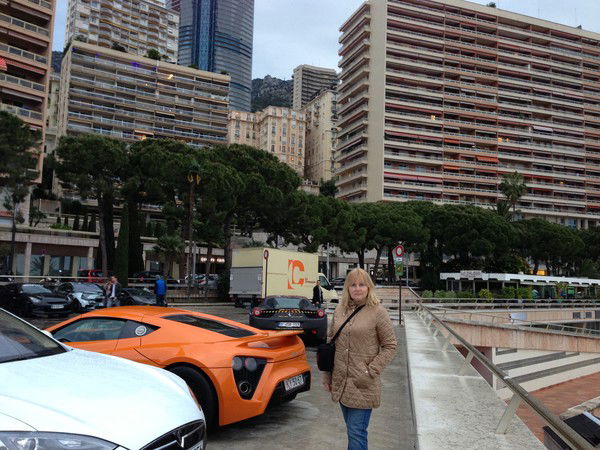 Людмила Стерхова