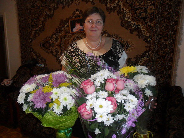 Елена Макурова