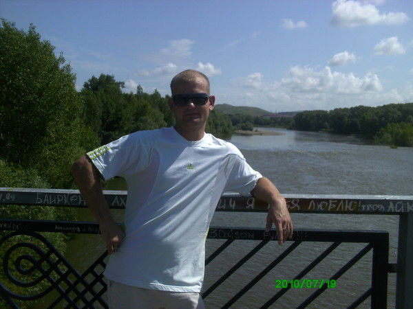 Антон Яковлев