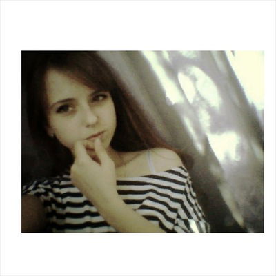 Вика Комбарова